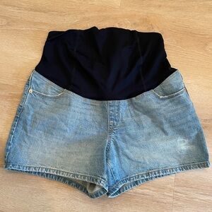 NWOT Maternity Jean Shorts